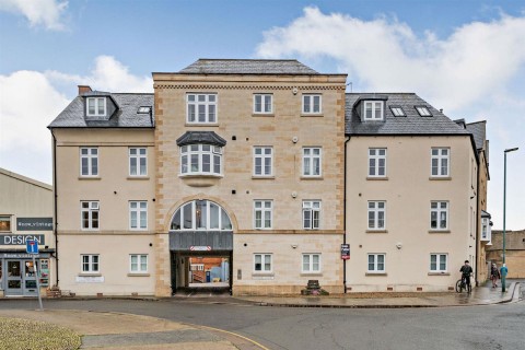 View Full Details for Hoopers Court, Cirencester