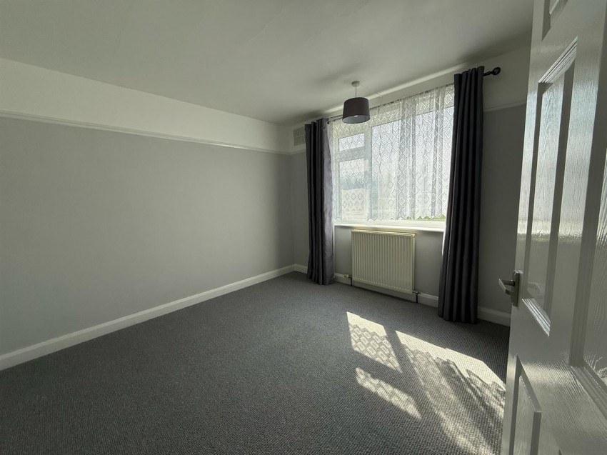 Images for Melmore Gardens, Cirencester