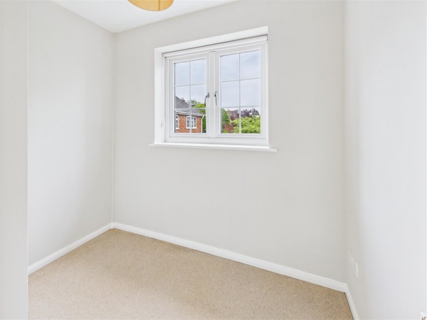 Images for Garden Close, Cirencester