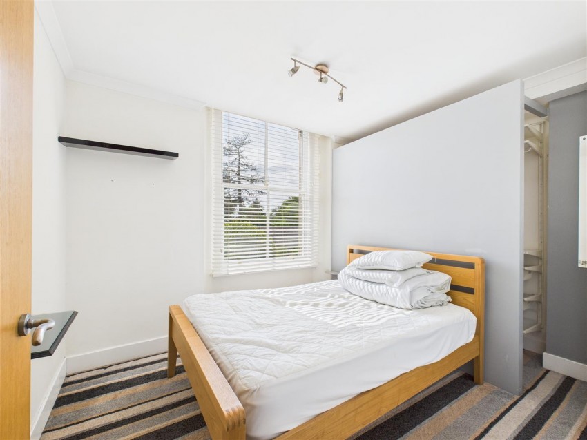 Images for Victoria Road, Cirencester