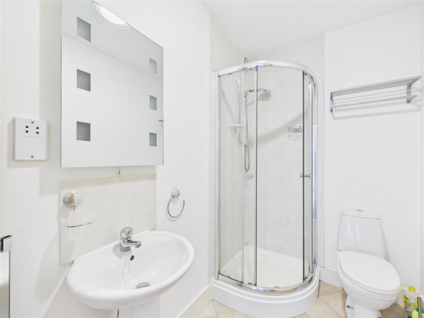 Images for Victoria Road, Cirencester