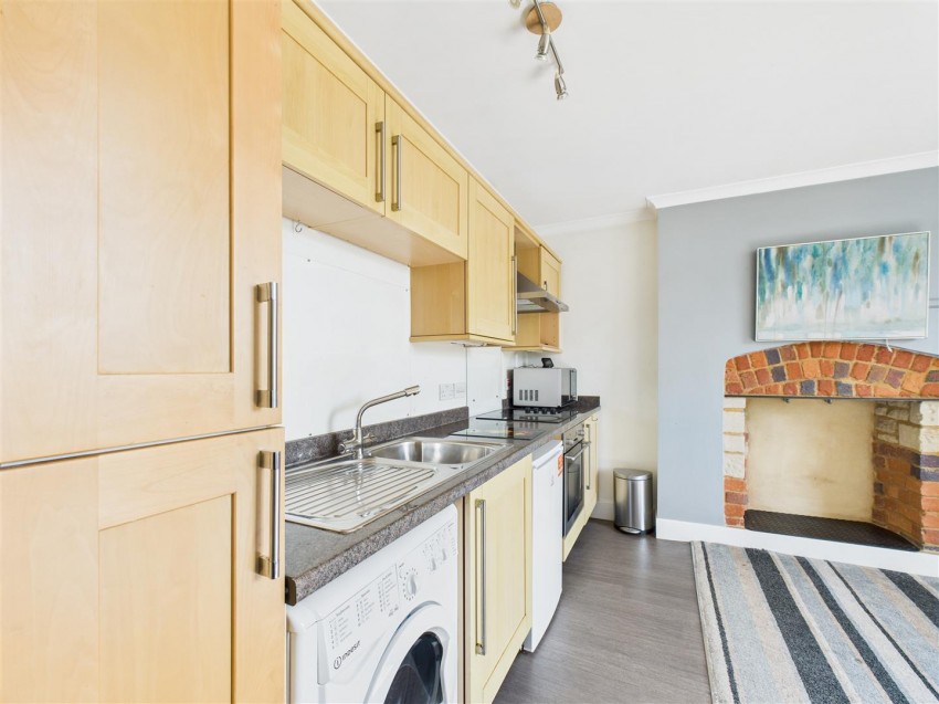 Images for Victoria Road, Cirencester