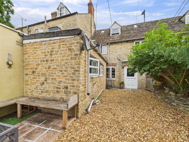 Gloucester Road , Cirencester