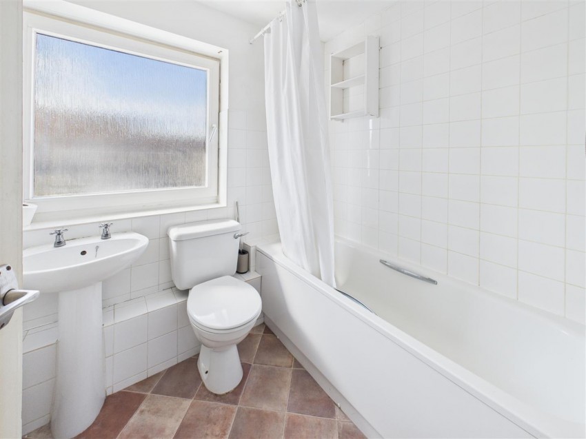 Images for Hakeburn Road, Cirencester