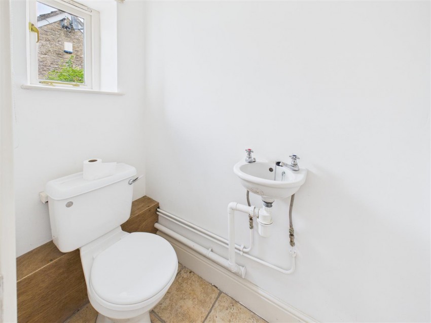 Images for Chesterton Lane, Cirencester