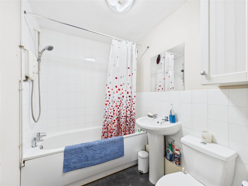 Images for Kemble Drive, Cirencester