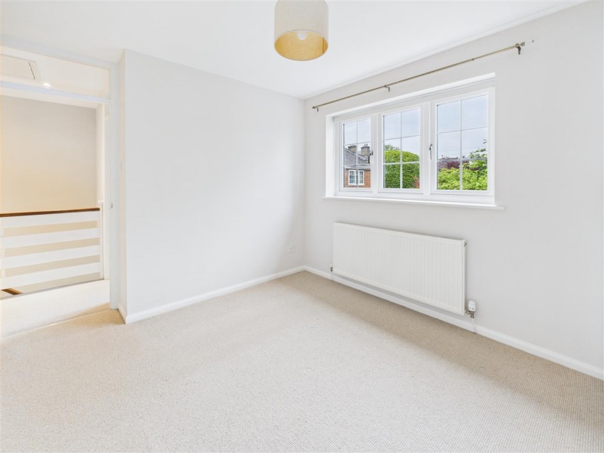 Images for Garden Close, Cirencester