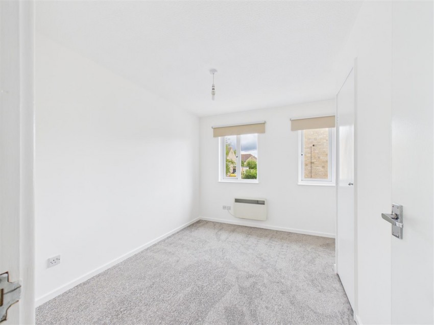 Images for Kemble Drive