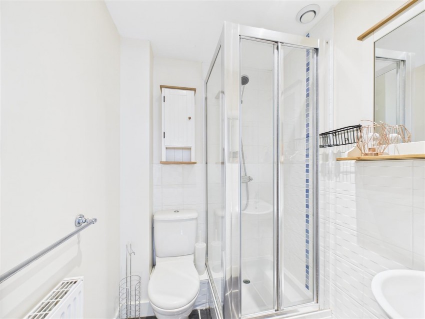 Images for Chesterton Lane, Cirencester