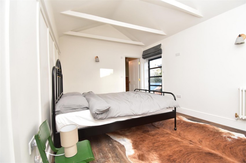 Images for Dollar Street, Cirencester