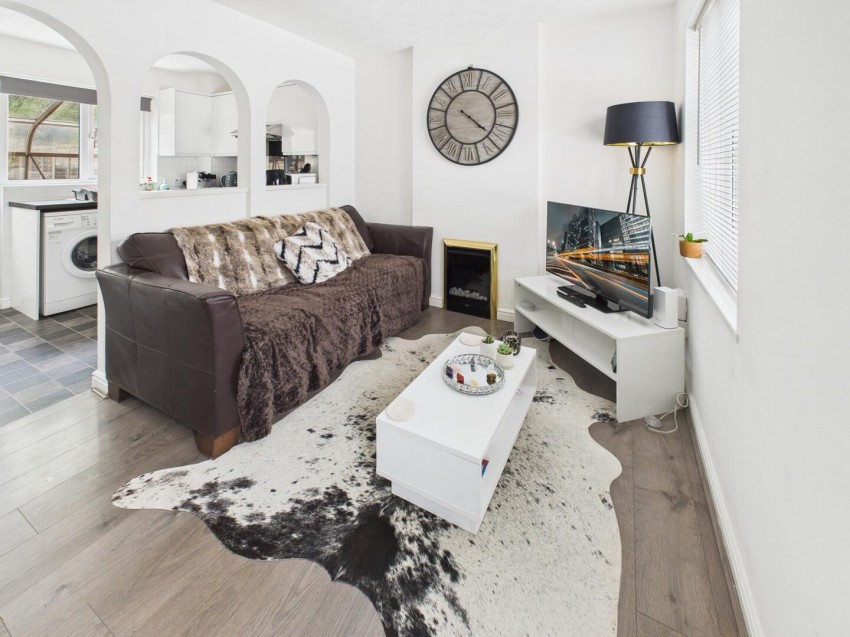 Images for Smiths Field, Cirencester