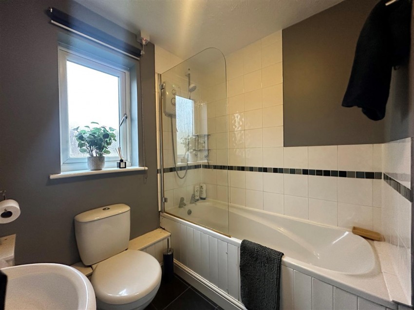 Images for Hanstone Close, Cirencester