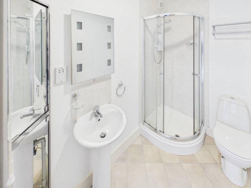 Images for Victoria Road, Cirencester