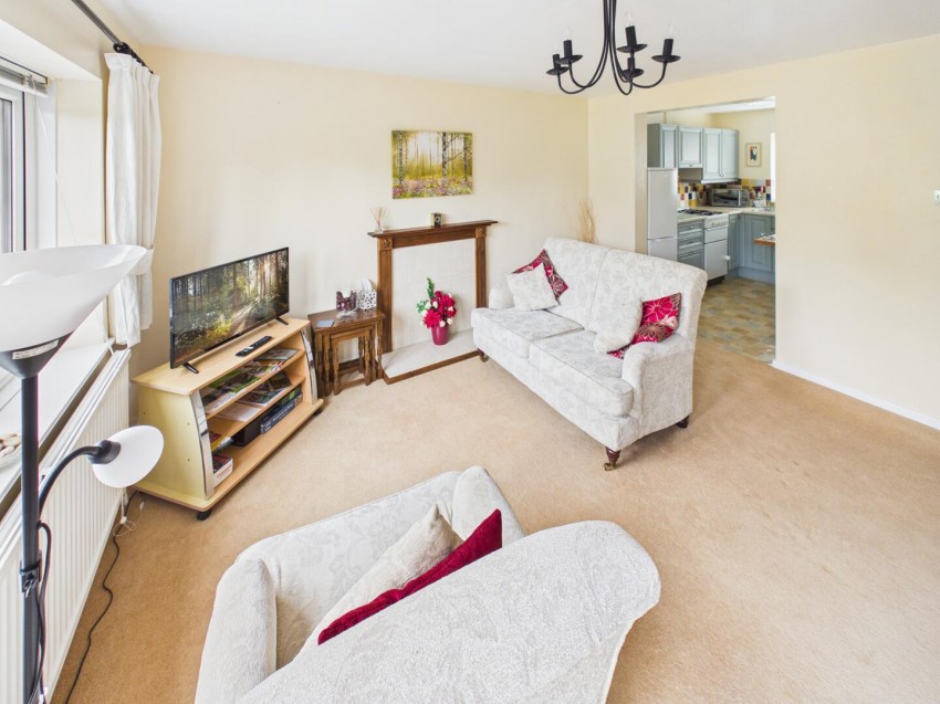 Images for 27, Arnolds Way, Cirencester, Gloucestershire, GL7
