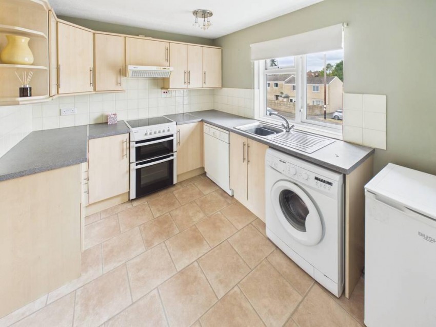 Images for Meadow Close, Cirencester